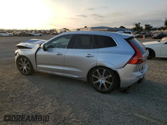 2020 Volvo XC60 Inscription z VIN YV4102DL5L1507993, wystawiony jako Copart lot #76324584 z przebiegiem 60 454 mil mil oraz Szkoda całkowita • Salvage title. Historia ofert i sprzedaży dostępna na DreamBid. Obrazek 2.