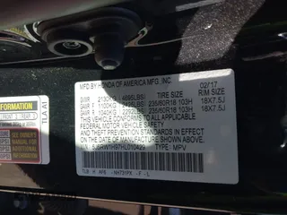 2017 Honda CR-V Touring with VIN 5J6RW1H97HL010429, listed as a IAAI auction lot 41151412 with 89,685 mi miles. Bid and sale history available at carsss.com. Image 9.