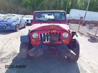 2007 Jeep Wrangler X с VIN 1J4FA24177L229123, выставлен на аукционе IAAI как лот 42199959 с пробегом 78 506 миль миль и . История ставок и продаж доступна на DreamBid. Изображение 12.