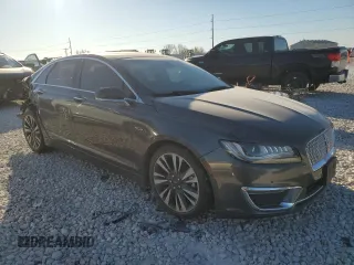 2019 Lincoln MKZ Hybrid Reserve II z VIN 3LN6L5MUXKR602589, wystawiony jako Copart lot #49489545 z przebiegiem 91 811 mil mil oraz Szkoda całkowita • Salvage title. Historia ofert i sprzedaży dostępna na DreamBid. Obrazek 4.