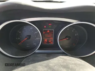 2008 Mitsubishi Outlander SE z VIN JA4LS31W78Z011008, wystawiony jako Copart lot #83665144 z przebiegiem 144 831 mil mil oraz Nie do naprawy • Non repairable. Historia ofert i sprzedaży dostępna na DreamBid. Obrazek 9.