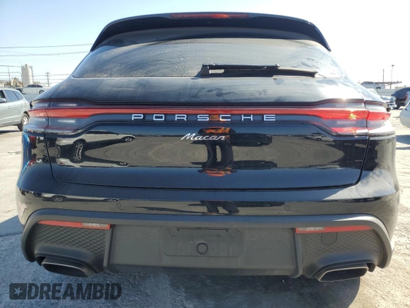 2023 Porsche Macan with VIN WP1AA2A50PLB01554, listed as a Copart auction lot 44022365 with 31,549 mi miles and Salvage title. Bid and sale history available at DreamBid. Image 6.