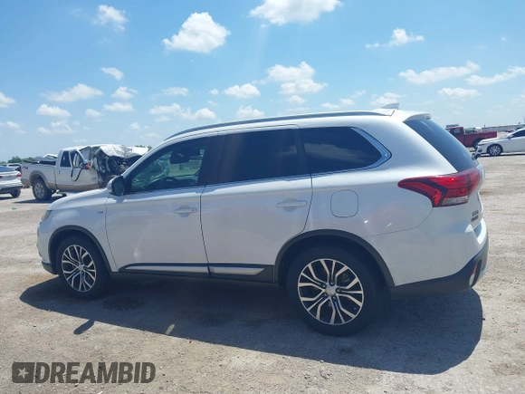 2017 Mitsubishi Outlander GT with VIN JA4JZ4AX1HZ023740, listed as a IAAI auction lot 42052468 with 106,073 mi miles and . Bid and sale history available at DreamBid. Image 14.