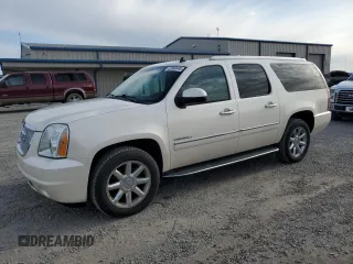 2013 GMC Yukon XL Denali with VIN 1GKS2MEF7DR184916, listed as a Copart auction lot 52392445 with 83,072 mi miles and Salvage Title. Bid and sale history available at DreamBid. Image 1.