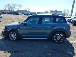 2024 MINI Countryman Cooper S with VIN WMZ83BR07R3R60405, listed as a IAAI auction lot 41882928 with 17,595 mi miles and . Bid and sale history available at DreamBid. Image 15.