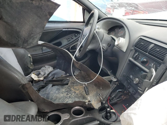 2001 Ford Mustang GT Deluxe с VIN 1FAFP42XX1F223299, выставлен на аукционе Copart как лот 55693455 с пробегом Не указан миль и Списание • Salvage title. История ставок и продаж доступна на DreamBid. Изображение 7.