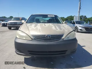 2004 Toyota Camry LE z VIN 4T1BE32K94U366012, wystawiony jako Copart lot #57884305 z przebiegiem 155 900 mil mil oraz Czysty tytuł • Clean title. Historia ofert i sprzedaży dostępna na DreamBid. Obrazek 5.