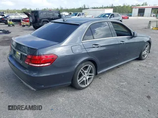 2016 Mercedes-Benz E-Class E 350 Sport with VIN WDDHF5KB7GB173418, listed as a IAAI auction lot 41956020 with 72,475 mi miles. Bid and sale history available at carsss.com. Image 4.