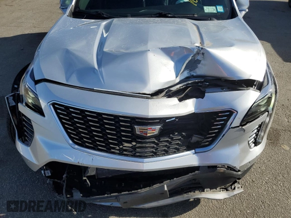 2022 Cadillac XT4 AWD Premium Luxury with VIN 1GYFZDR42NF100239, listed as a Copart auction lot 80175144 with 48,088 mi miles and Salvage Title. Bid and sale history available at carsss.com. Image 12.