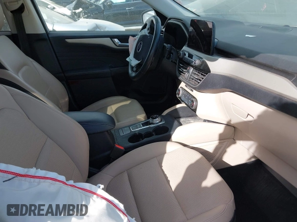2021 Ford Escape SEL z VIN 1FMCU9H97MUA93909, wystawiony jako IAAI lot #41662567 z przebiegiem 52 327 mil mil oraz . Historia ofert i sprzedaży dostępna na DreamBid. Obrazek 5.
