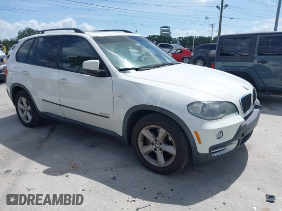 2007 BMW X5 3.0si with VIN 5UXFE43597LY81203, listed as a IAAI auction lot 41943214 with 178,497 mi miles. Bid and sale history available at carsss.com. Image 1.