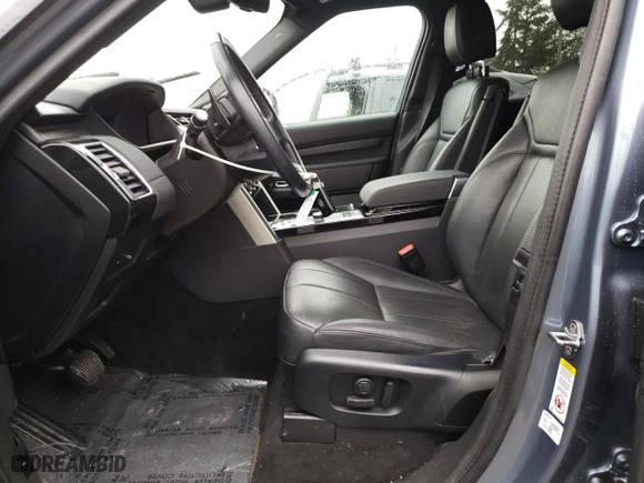 2019 Land Rover Discovery HSE with VIN SALRR2RV4K2409397, listed as a Copart auction lot 86546984 with 32,399 mi miles and Salvage Title. Bid and sale history available at carsss.com. Image 7.