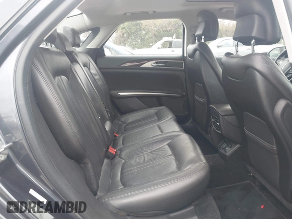 2013 Lincoln MKZ Hybrid with VIN 3LN6L2LU7DR820041, listed as a IAAI auction lot 42068963 with 265,256 mi miles. Bid and sale history available at carsss.com. Image 8.