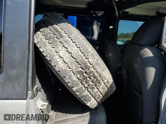 2018 Jeep Wrangler Unlimited Sport S z VIN 1C4HJXDG8JW259625, wystawiony jako Copart lot #46601415 z przebiegiem Nie podano mil oraz Szkoda całkowita • Salvage title. Historia ofert i sprzedaży dostępna na DreamBid. Obrazek 11.