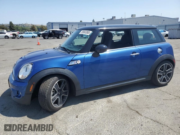 2013 MINI Hardtop S with VIN WMWSV3C53DT391200, listed as a Copart auction lot 59903365 with 48,654 mi miles and Salvage title. Bid and sale history available at DreamBid. Image 1.