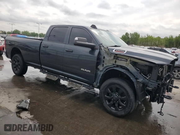 2020 Ram 2500 Tradesman z VIN 3C6UR5HL6LG206160, wystawiony jako Copart lot #58963485 z przebiegiem 111 722 mil mil oraz Szkoda całkowita • Salvage title. Historia ofert i sprzedaży dostępna na DreamBid. Obrazek 4.