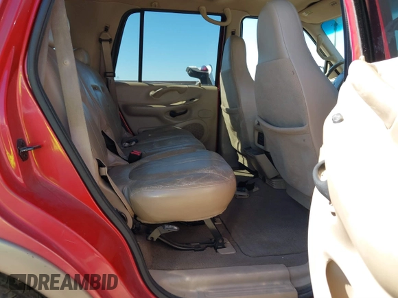 2001 Ford Expedition Eddie Bauer with VIN 1FMRU17W81LB06090, listed as a IAAI auction lot 41631969 with 220,998 mi miles and . Bid and sale history available at DreamBid. Image 8.