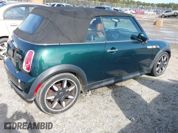2007 MINI Convertible S с VIN WMWRH335X7TJ43729, выставлен на аукционе IAAI как лот 41385089 с пробегом 91 380 миль миль и . История ставок и продаж доступна на DreamBid. Изображение 4.