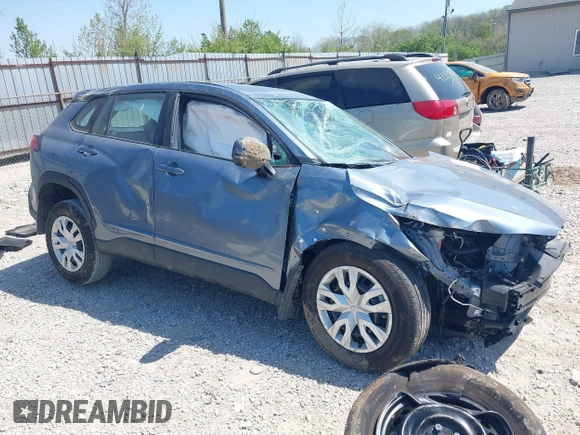2024 Toyota Corolla Cross L with VIN 7MUAAABG5RV096239, listed as a IAAI auction lot 42105087 with 13,747 mi miles and . Bid and sale history available at DreamBid. Image 1.