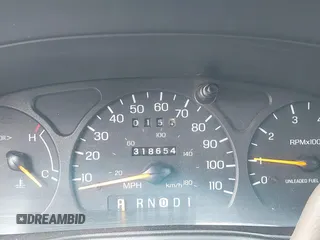 1998 Ford Taurus with VIN 1FAFP57U8WG275844, listed as a IAAI auction lot 42426107 with 318,654 mi miles and . Bid and sale history available at DreamBid. Image 7.