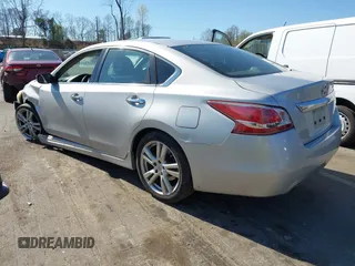 2013 Nissan Altima SV with VIN 1N4BL3AP0DN525913, listed as a IAAI auction lot 41893511 with 132,166 mi miles and . Bid and sale history available at DreamBid. Image 3.