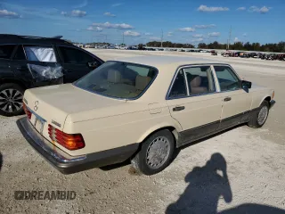 1987 Mercedes-Benz 300 300SDL with VIN WDBCB25D5HA307716, listed as a Copart auction lot 78031434 with 171,059 mi miles and Salvage Title. Bid and sale history available at carsss.com. Image 3.