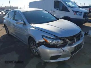 2016 Nissan Altima S with VIN 1N4AL3AP6GN327692, listed as a IAAI auction lot 41309486 with 81,493 mi miles and . Bid and sale history available at carsss.com. Image 1.