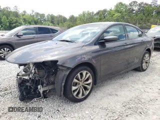 2016 Chrysler 200 S z VIN 1C3CCCBB7GN127902, wystawiony jako Copart lot #57384865 z przebiegiem 109 212 mil mil oraz Szkoda całkowita • Salvage title. Historia ofert i sprzedaży dostępna na DreamBid. Obrazek 1.