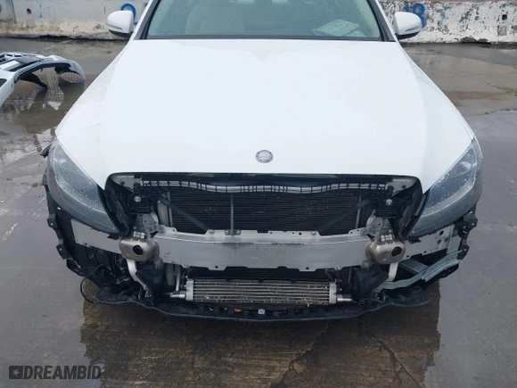 2015 Mercedes-Benz C-Class C 300 with VIN 55SWF4JB3FU085943, listed as a IAAI auction lot 41788857 with 107,954 mi miles. Bid and sale history available at carsss.com. Image 6.