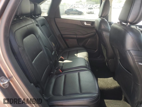 2021 Ford Escape SEL z VIN 1FMCU9H69MUA65731, wystawiony jako Copart lot #59890575 z przebiegiem 113 469 mil mil oraz Czysty tytuł • Clean title. Historia ofert i sprzedaży dostępna na DreamBid. Obrazek 11.