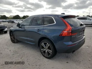 2020 Volvo XC60 Momentum with VIN YV4A22RK1L1512750, listed as a Copart auction lot 88429575 with 107,632 mi miles and Clean title. Bid and sale history available at DreamBid. Image 2.