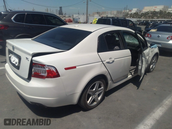 2004 Acura TL with VIN 19UUA66244A008050, listed as a IAAI auction lot 40024854 with 1 mi miles. Bid and sale history available at carsss.com. Image 4.