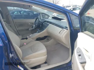 2011 Toyota Prius I with VIN JTDKN3DU2B5315803, listed as a IAAI auction lot 42092280 with 235,799 mi miles. Bid and sale history available at carsss.com. Image 5.