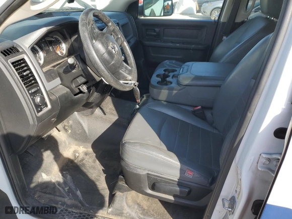 2017 Ram 2500 Tradesman with VIN 3C6UR4CJ0HG587687, listed as a Copart auction lot 44977975 with 299,936 mi miles and Clean Title. Bid and sale history available at carsss.com. Image 7.