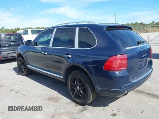 2006 Porsche Cayenne with VIN WP1AA29PX6LA20694, listed as a IAAI auction lot 41429819 with 132,595 mi miles. Bid and sale history available at carsss.com. Image 3.