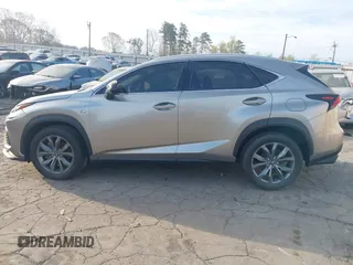 2021 Lexus NX 300 F Sport z VIN JTJSARBZ1M2193319, wystawiony jako IAAI lot #41876755 z przebiegiem 30 332 mil mil oraz . Historia ofert i sprzedaży dostępna na DreamBid. Obrazek 14.