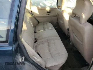 1998 Volvo S70 z VIN YV1LS5675W3511553, wystawiony jako Copart lot #75102454 z przebiegiem Nie podano mil oraz Szkody całkowita. Historia ofert i sprzedaży dostępna na DreamBid. Obrazek 10.