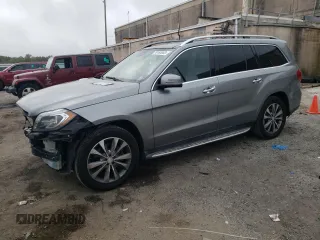 2015 Mercedes-Benz GL-Class GL 450 with VIN 4JGDF6EE6FA520029, listed as a Copart auction lot 70164953 with 107,301 mi miles. Bid and sale history available at carsss.com. Image 1.