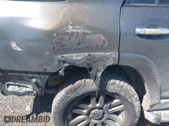 2011 Toyota 4Runner Trail z VIN JTEBU5JR2B5038483, wystawiony jako IAAI lot #42229355 z przebiegiem 207 245 mil mil oraz . Historia ofert i sprzedaży dostępna na DreamBid. Obrazek 14.