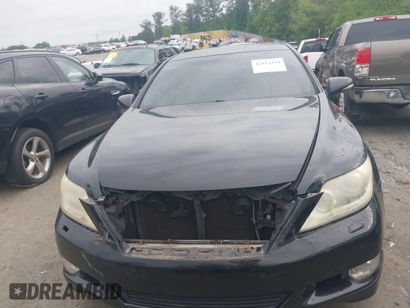 2011 Lexus LS 460 with VIN JTHBL5EF0B5107595, listed as a IAAI auction lot 42113339 with 194,768 mi miles and . Bid and sale history available at DreamBid. Image 12.