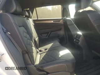 2024 Volkswagen Atlas SE with VIN 1V2LE2CA0RC236608, listed as a Copart auction lot 79430654 with 9,705 mi miles and Salvage title. Bid and sale history available at DreamBid. Image 11.