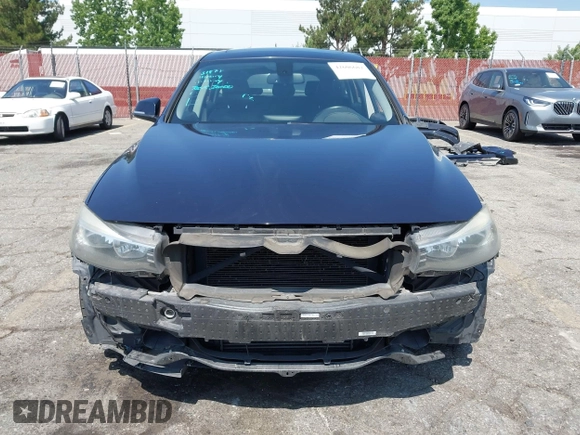 2014 BMW 3 Series 328i Gran Turismo xDrive z VIN WBA3X5C50ED557470, wystawiony jako IAAI lot #42606682 z przebiegiem 172 016 mil mil oraz . Historia ofert i sprzedaży dostępna na DreamBid. Obrazek 13.