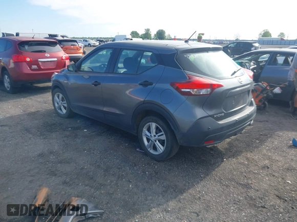 2020 Nissan Kicks S z VIN 3N1CP5BV1LL544239, wystawiony jako IAAI lot #42071513 z przebiegiem 89 921 mil mil oraz . Historia ofert i sprzedaży dostępna na DreamBid. Obrazek 3.