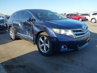 2015 Toyota Venza XLE with VIN 4T3ZK3BB1FU071522, listed as a IAAI auction lot 42001050 with 82,954 mi miles. Bid and sale history available at carsss.com. Image 1.