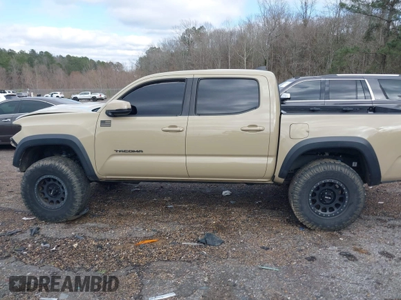 2017 Toyota Tacoma SR5 with VIN 5TFCZ5AN8HX076997, listed as a IAAI auction lot 41639530 with 93,328 mi miles and . Bid and sale history available at DreamBid. Image 15.