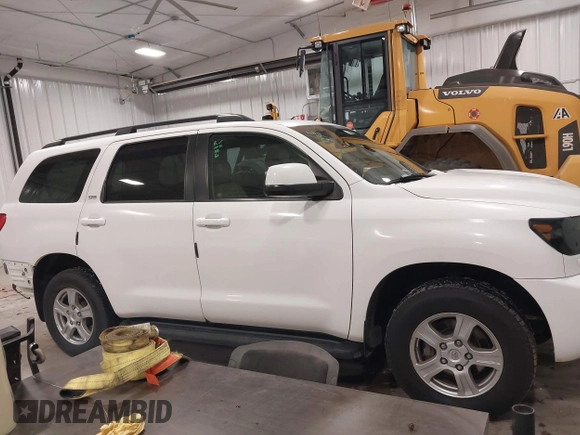 2011 Toyota Sequoia SR5 with VIN 5TDBW5G19BS053203, listed as a IAAI auction lot 41333906 with 240,845 mi miles. Bid and sale history available at carsss.com. Image 13.