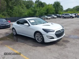 2015 Hyundai Genesis Coupe 3.8L Base z VIN KMHHT6KJ2FU127526, wystawiony jako IAAI lot #40015892 z przebiegiem 110 921 mil mil oraz . Historia ofert i sprzedaży dostępna na DreamBid. Obrazek 1.