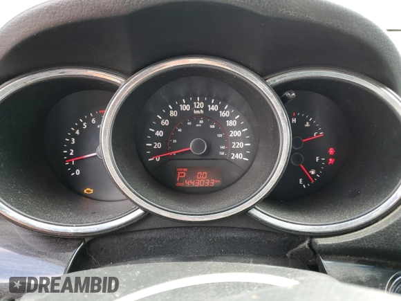 2011 Kia Sorento EX with VIN 5XYKUDA29BG168012, listed as a Copart auction lot 55350305 with 443,033 mi miles and Clean Title. Bid and sale history available at DreamBid. Image 9.