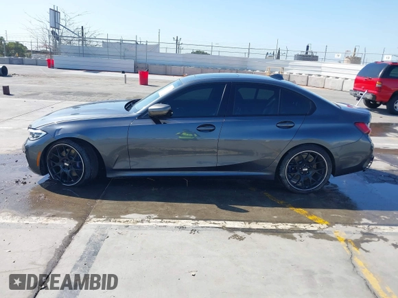 2020 BMW 3 Series M340i z VIN WBA5U7C04LFH22006, wystawiony jako IAAI lot #41959937 z przebiegiem 32 113 mil mil oraz . Historia ofert i sprzedaży dostępna na DreamBid. Obrazek 14.