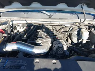 2007 Chevrolet Silverado 1500 LT w/1LT with VIN 2GCEK13M371644904, listed as a IAAI auction lot 41445254 with 294,391 mi miles. Bid and sale history available at carsss.com. Image 10.